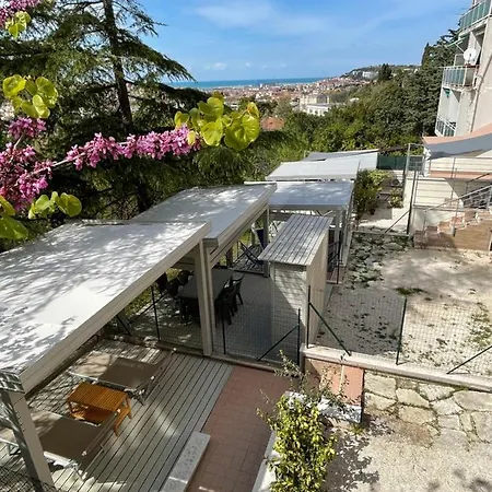 Lägenhet Il Parco Di Yuki Ancona